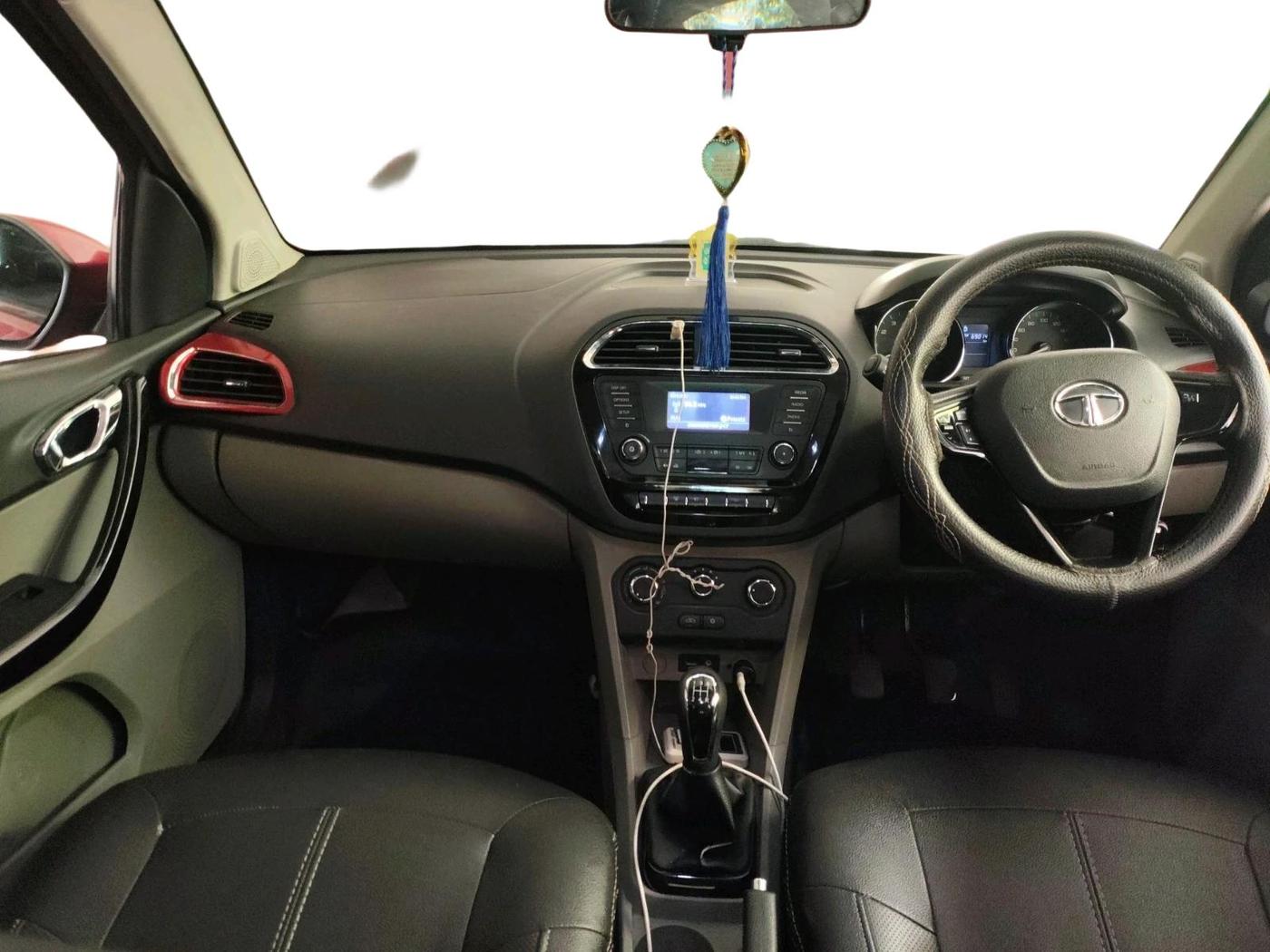2018 Tata Tiago XZ PETROL, Petrol, Manual, 69,014 km, interior