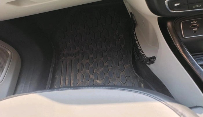 2019 Jeep Compass LIMITED PLUS DIESEL, Diesel, Manual, 88,501 km, interior