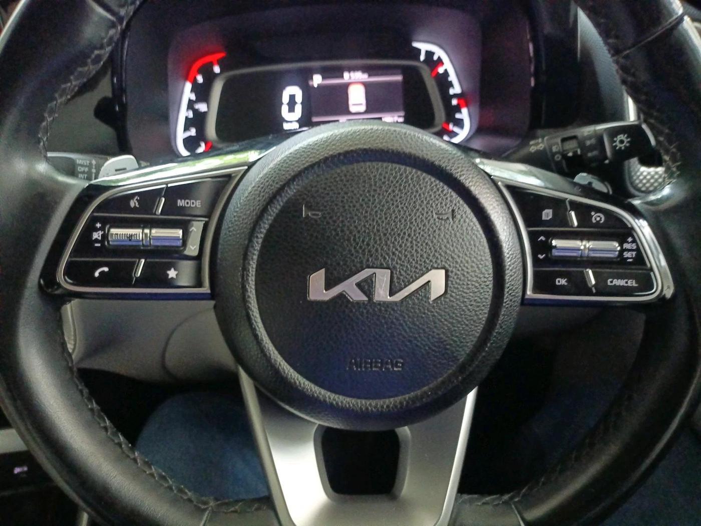 2023 KIA SONET HTX 1.5 AT, Diesel, Automatic, 19,817 km, interior