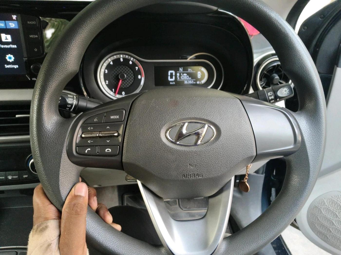 2020 Hyundai GRAND I10 NIOS SPORTZ AMT 1.2 KAPPA VTVT, Petrol, Automatic, 36,382 km, interior