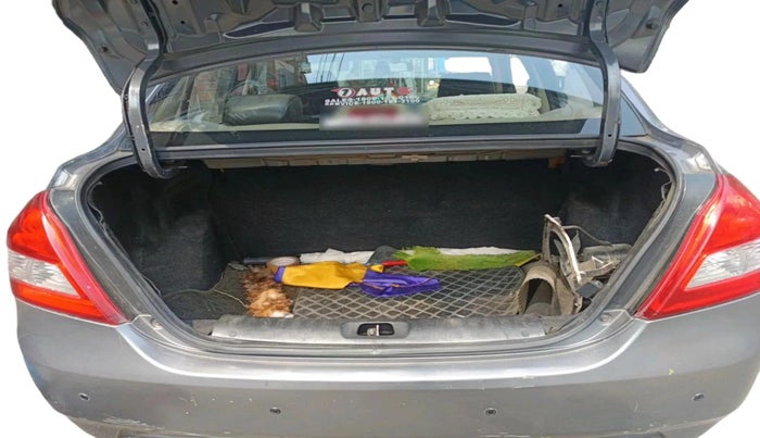 2014 Maruti Swift Dzire VXI, Petrol, Manual, 1,70,651 km, exterior