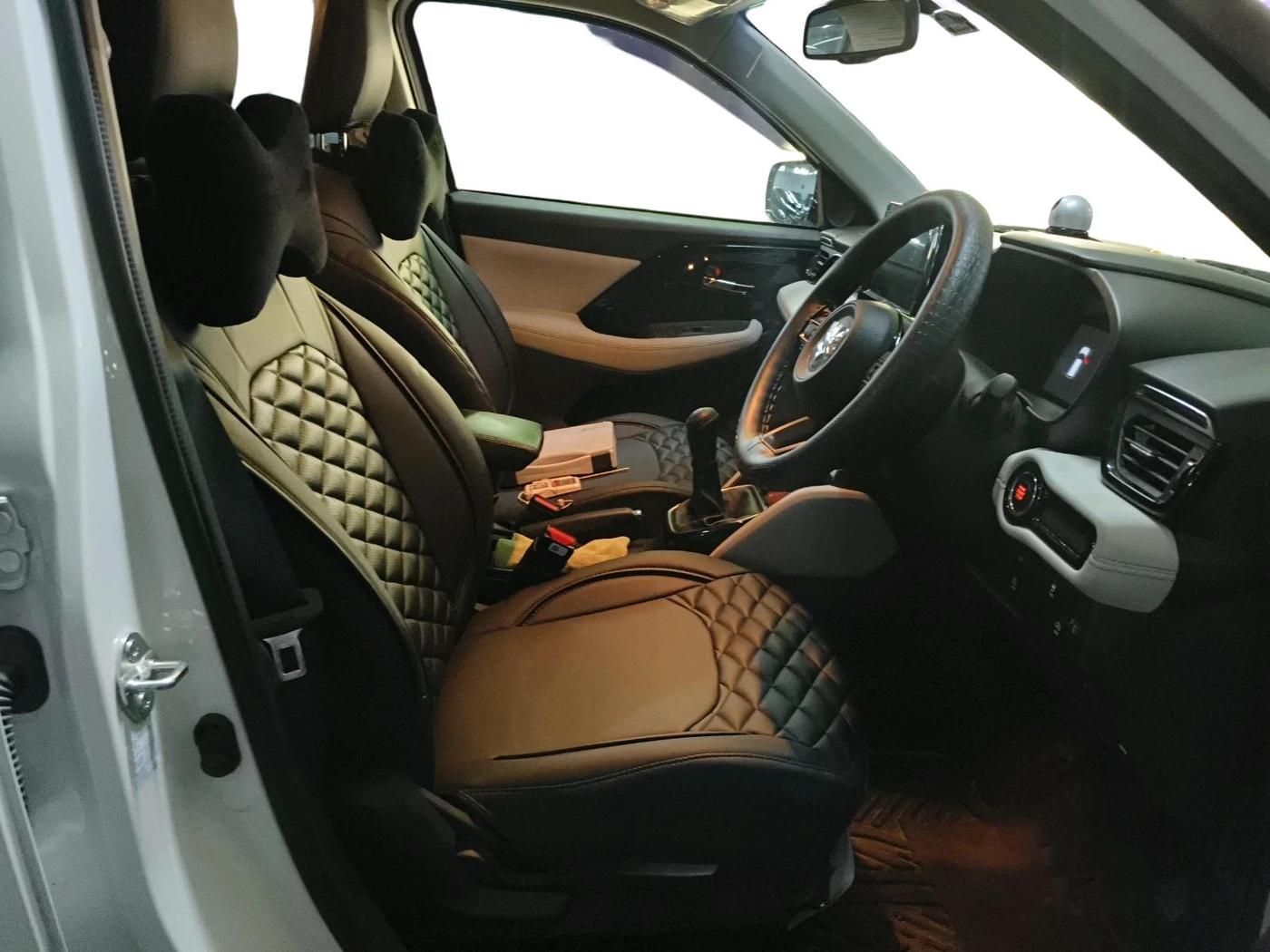 2025 Maruti Grand Vitara ZETA SMART HYBRID, Petrol, Manual, 791 km, interior