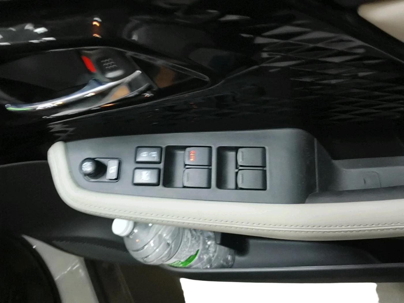 2025 Maruti Grand Vitara ZETA SMART HYBRID, Petrol, Manual, 791 km, interior
