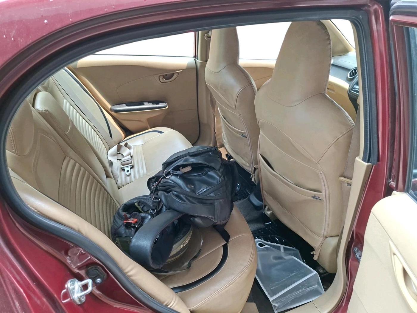 2014 Honda Amaze 1.5L I-DTEC S, Diesel, Manual, 1,62,092 km, interior