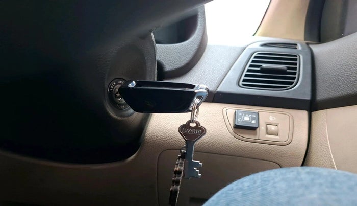 2016 Hyundai Eon ERA +, Petrol, Manual, 37,412 km, interior