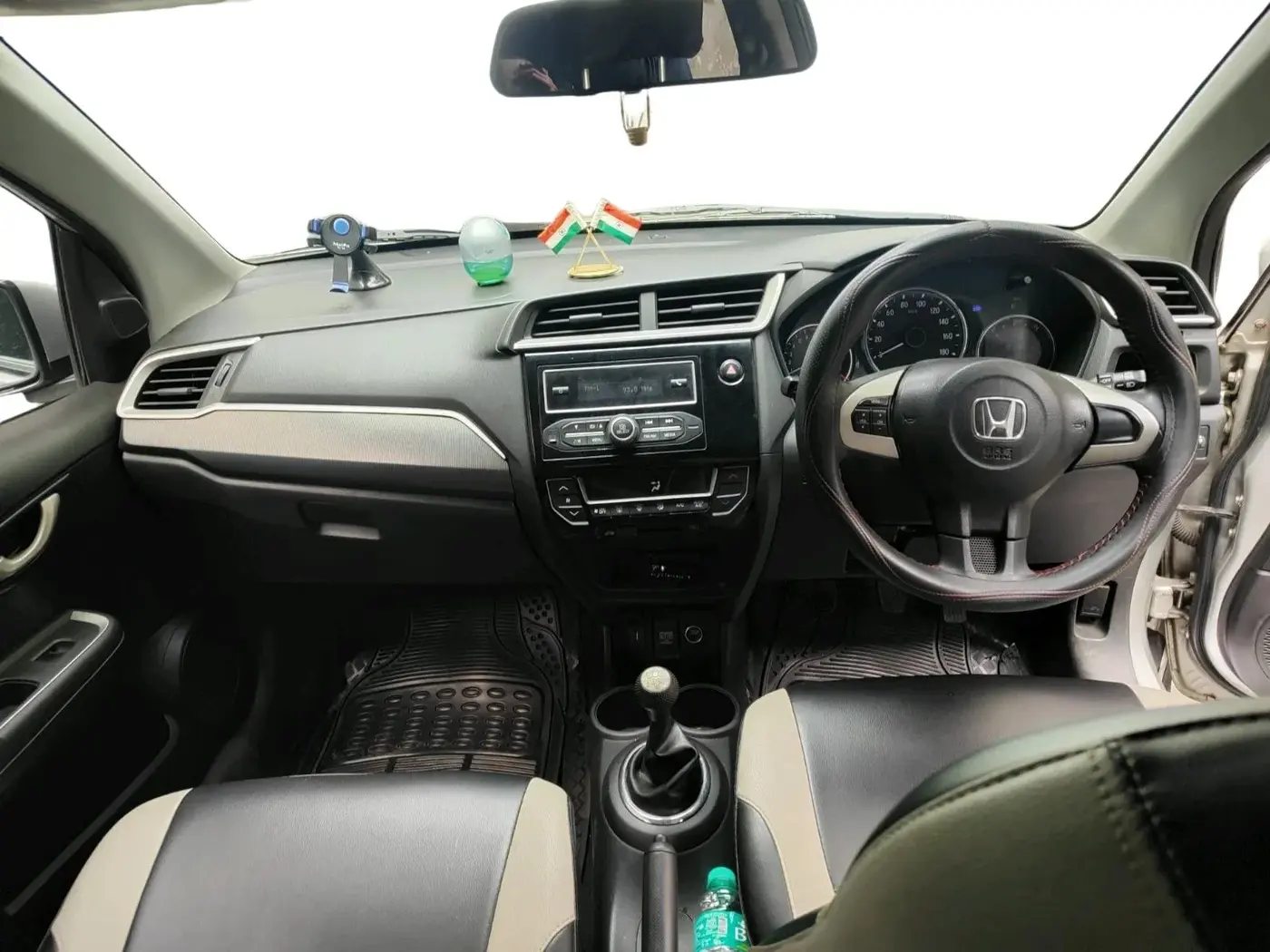 2016 Honda BR-V 1.5L I-VTEC V, Petrol, Manual, 42,950 km, interior