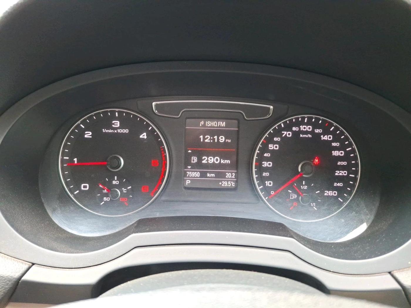 2015 Audi Q3 35 TDI Quattro, Diesel, Automatic, 75,950 km, interior
