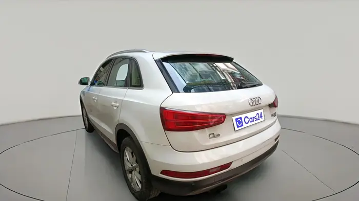 2016 Audi Q3 35 TDI Quattro, Diesel, Automatic, 1,18,998 km, exterior