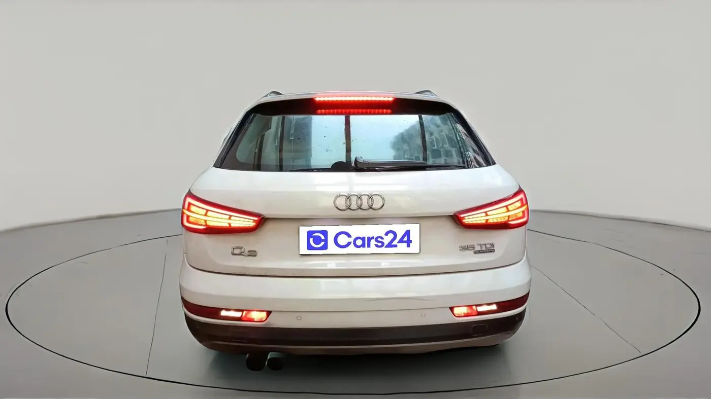 2016 Audi Q3 35 TDI Quattro, Diesel, Automatic, 1,18,998 km, exterior