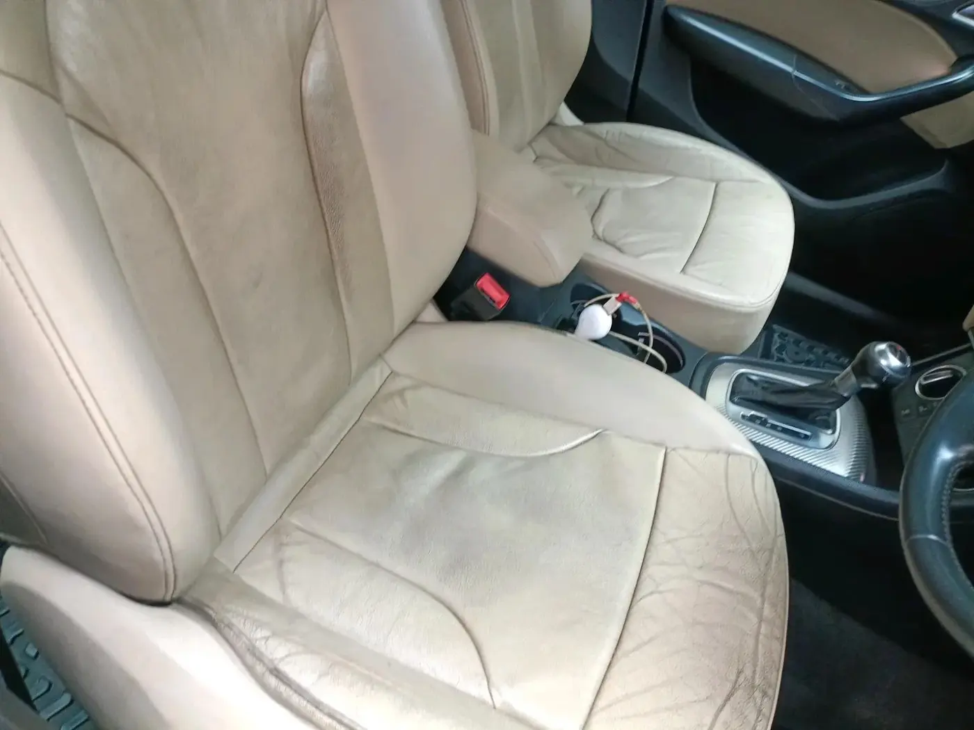 2016 Audi Q3 35 TDI Quattro, Diesel, Automatic, 1,18,998 km, interior