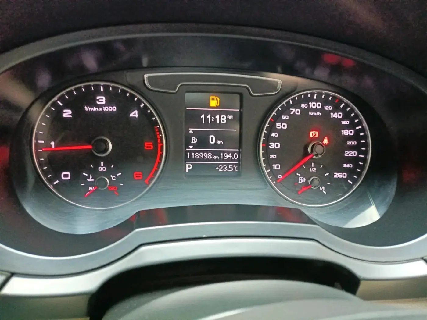 2016 Audi Q3 35 TDI Quattro, Diesel, Automatic, 1,18,998 km, interior