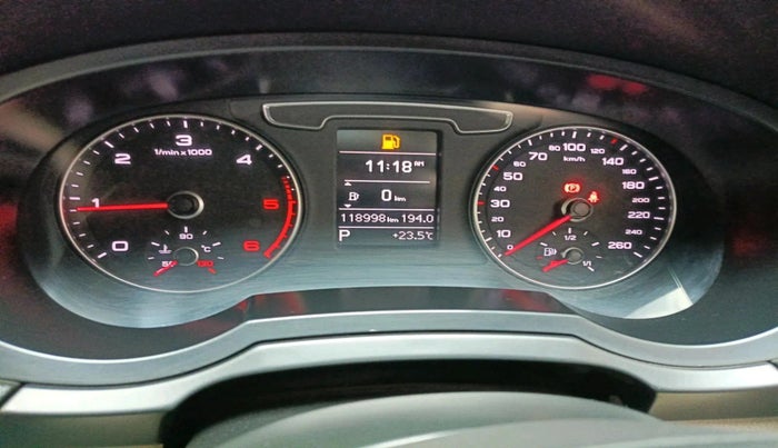 2016 Audi Q3 35 TDI Quattro, Diesel, Automatic, 1,18,998 km, interior