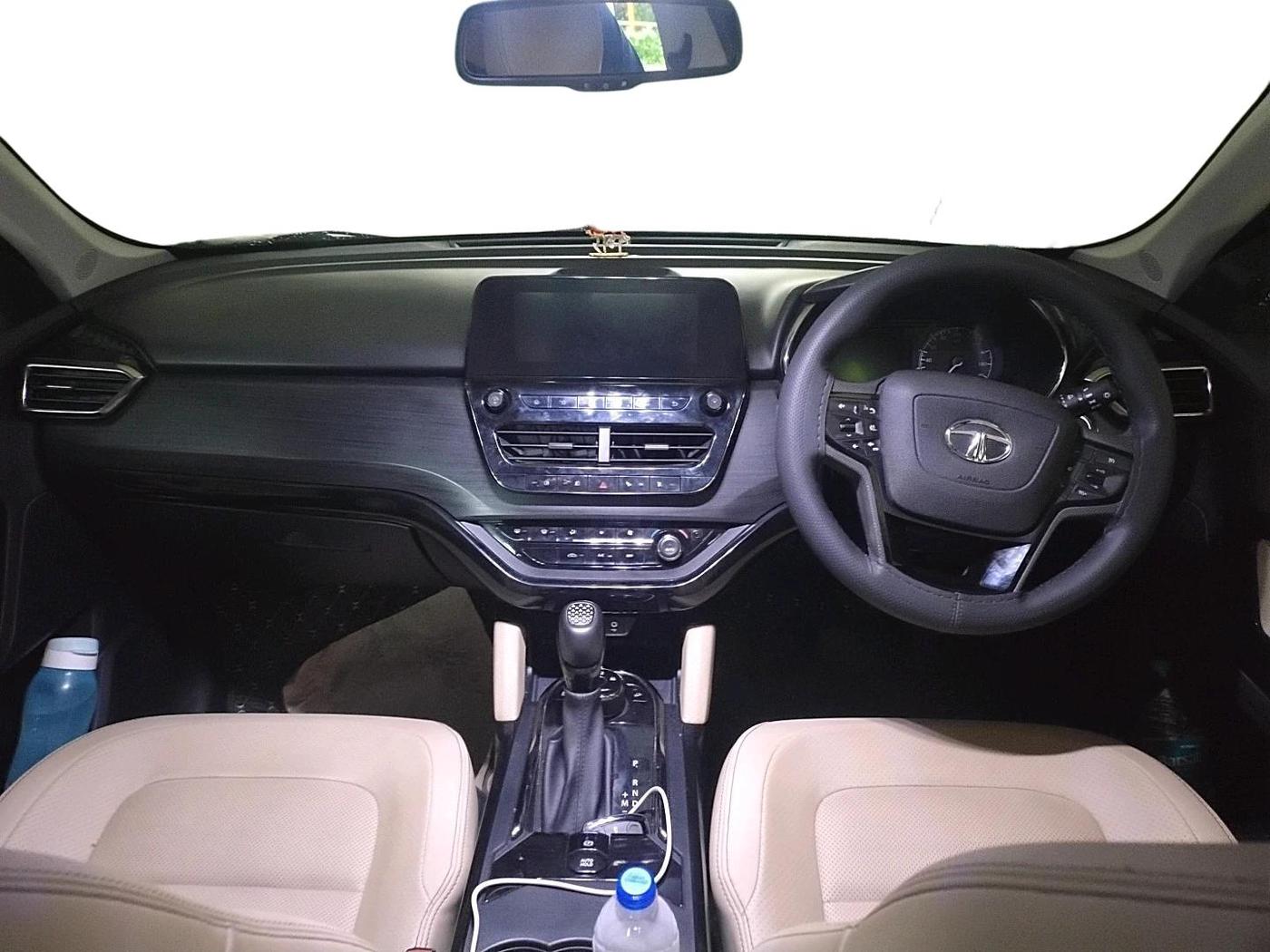 2022 Tata Safari XZA PLUS, Diesel, Automatic, 25,634 km, interior