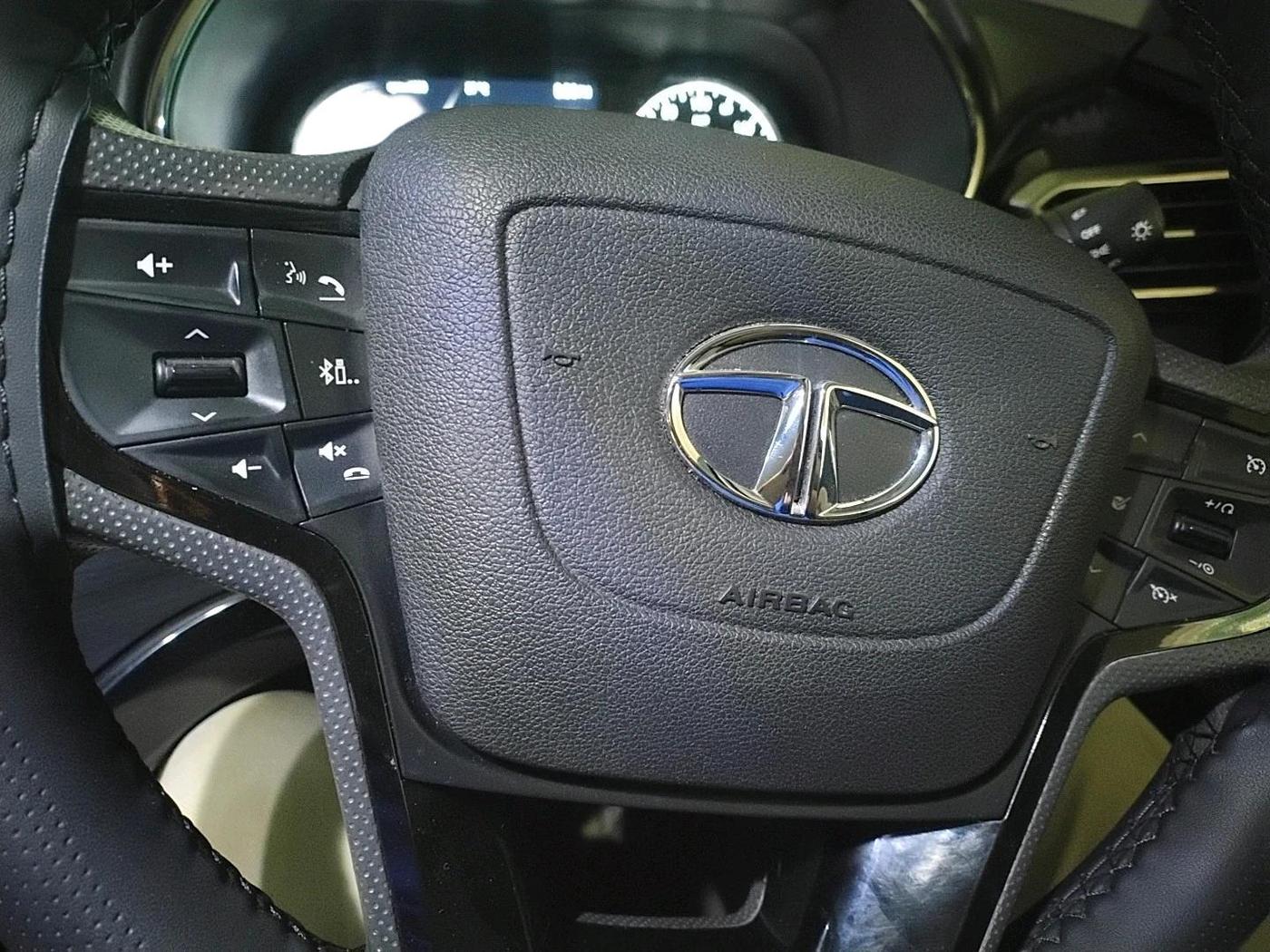2022 Tata Safari XZA PLUS, Diesel, Automatic, 25,634 km, interior