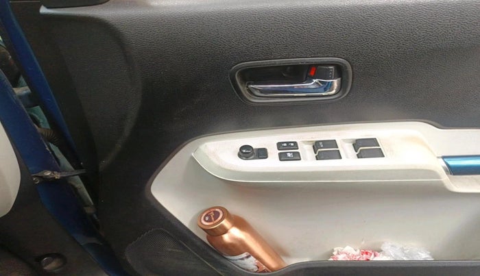2017 Maruti IGNIS ZETA 1.2, Petrol, Manual, 76,604 km, interior