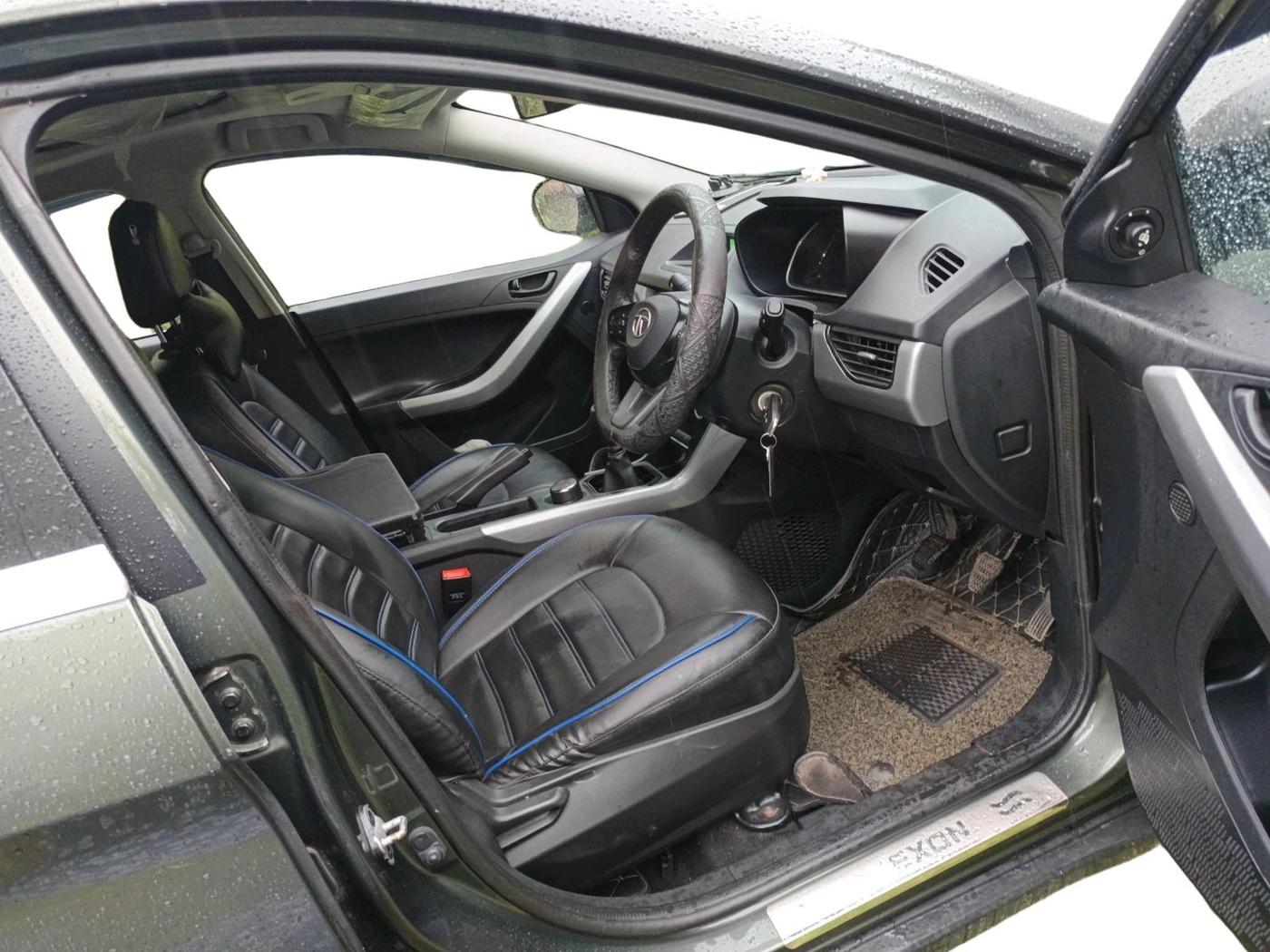 2022 Tata NEXON XM SUNROOF PETROL, Petrol, Manual, 13,591 km, interior
