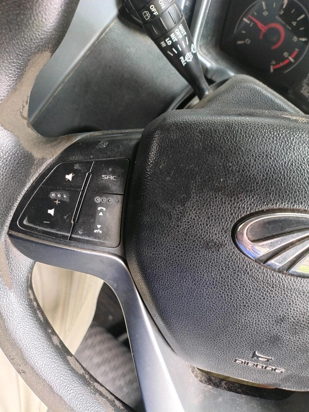 2020 Mahindra KUV 100 NXT K8 P 6 STR, Petrol, Manual, 56,235 km, interior