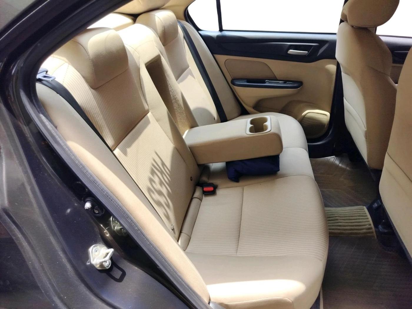 2021 Honda Amaze 1.2L I-VTEC VX, Petrol, Manual, 23,472 km, interior