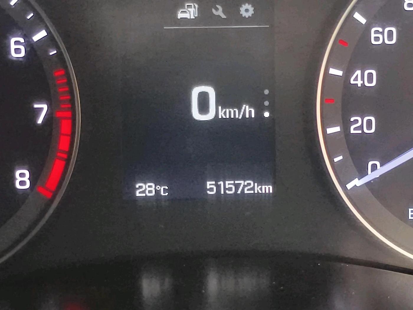 2016 Hyundai Elite i20 ASTA 1.2 (O), Petrol, Manual, 51,572 km, interior