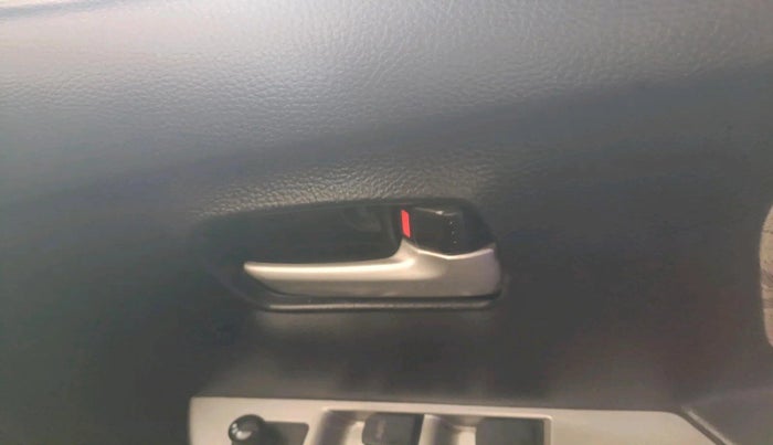 2016 Maruti Wagon R 1.0 VXI, Petrol, Manual, 55,318 km, interior