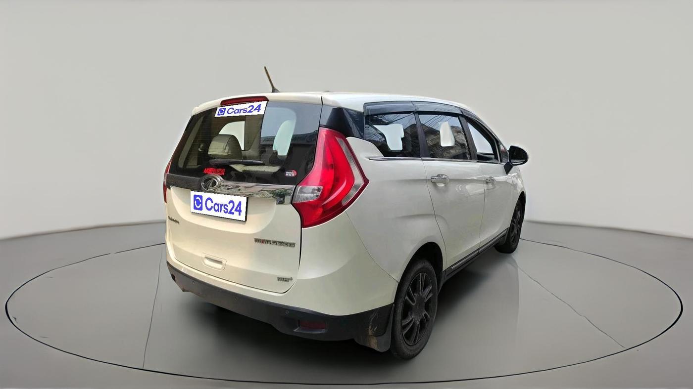 2022 Mahindra MARAZZO M 6 + 8 STR, Diesel, Manual, 68,705 km, exterior
