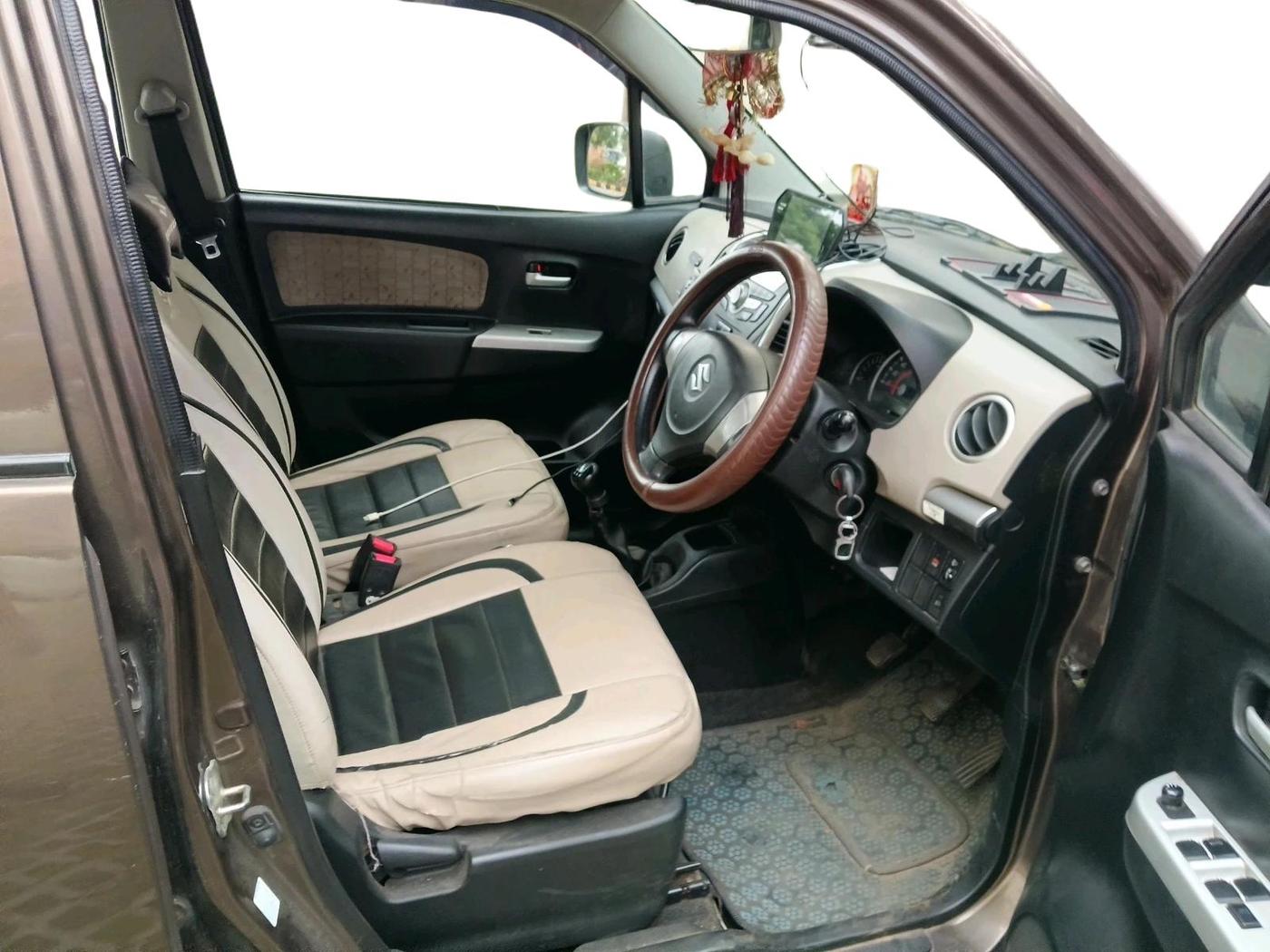 2016 Maruti Wagon R 1.0 VXI, Petrol, Manual, 73,859 km, interior