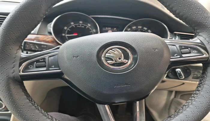 2014 Skoda Superb ELEGANCE 1.8 TSI AT, Petrol, Automatic, 85,728 km, interior