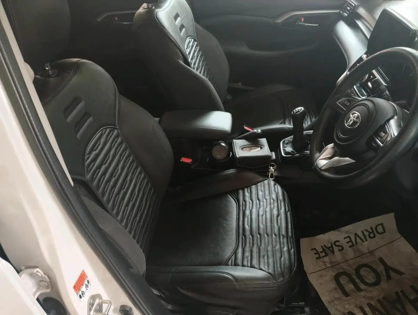 2024 Toyota URBAN CRUISER HYRYDER G NEO DRIVE, Petrol, Manual, 32,249 km, interior