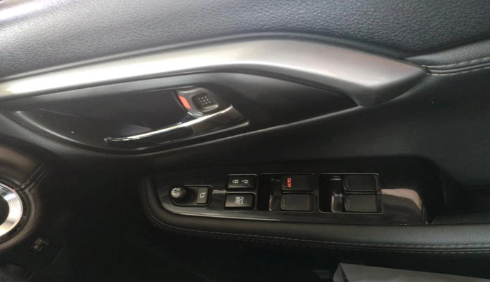 2024 Toyota URBAN CRUISER HYRYDER G NEO DRIVE, Petrol, Manual, 32,249 km, interior