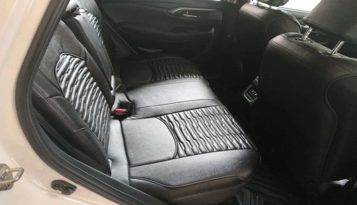 2024 Toyota URBAN CRUISER HYRYDER G NEO DRIVE, Petrol, Manual, 32,249 km, interior