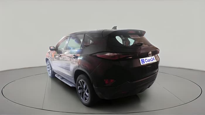 2021 Tata Harrier XZA PLUS 2.0L DARK EDITION, Diesel, Automatic, 99,879 km, exterior