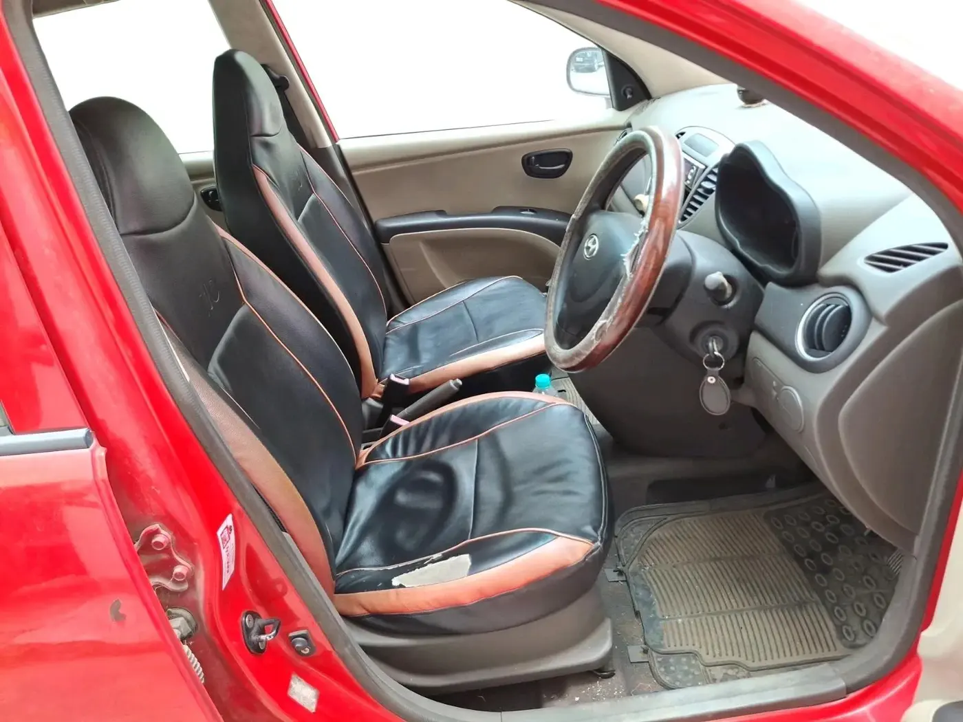 2011 Hyundai i10 ERA 1.1, Petrol, Manual, 1 km, interior