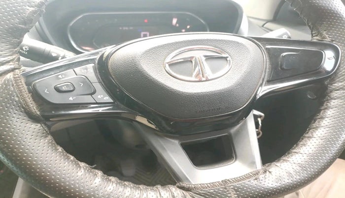 2020 Tata NEXON XM SUNROOF PETROL, Petrol, Manual, 30,906 km, interior