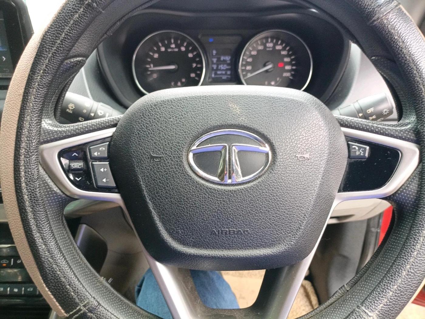 2018 Tata NEXON XZ PLUS PETROL DUAL TONE, Petrol, Manual, 40,331 km, interior