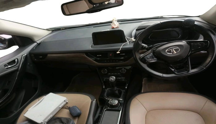 2022 Tata NEXON XZ PLUS PETROL KAZIRANGA, Petrol, Manual, 29,878 km, interior