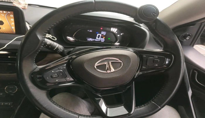 2022 Tata NEXON XZ PLUS PETROL KAZIRANGA, Petrol, Manual, 29,878 km, interior