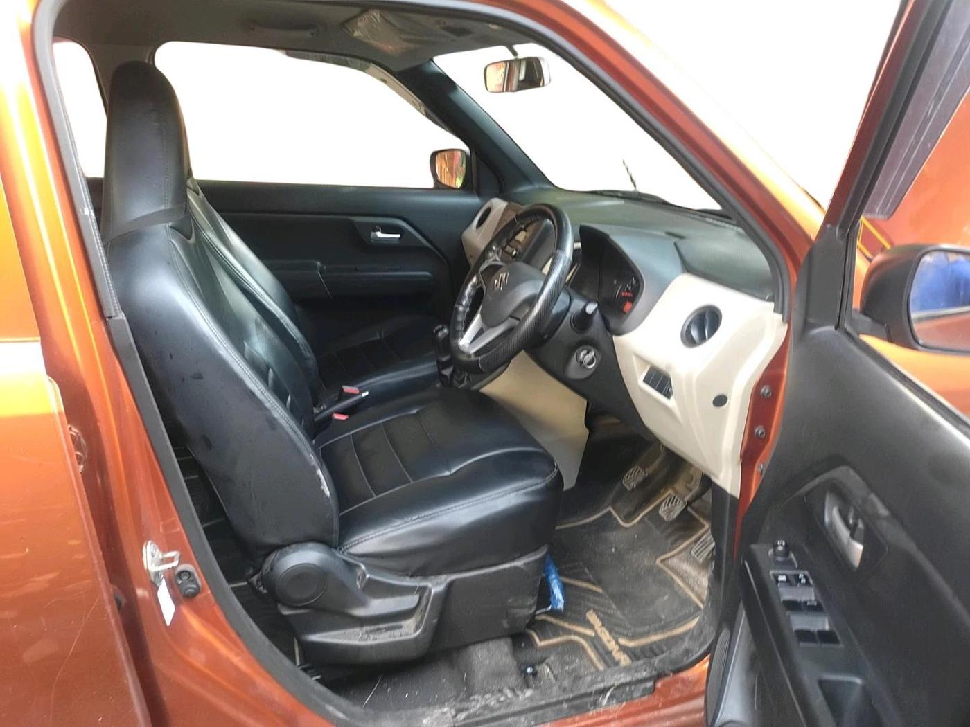 2019 Maruti New Wagon-R VXI 1.0, Petrol, Manual, 42,024 km, interior
