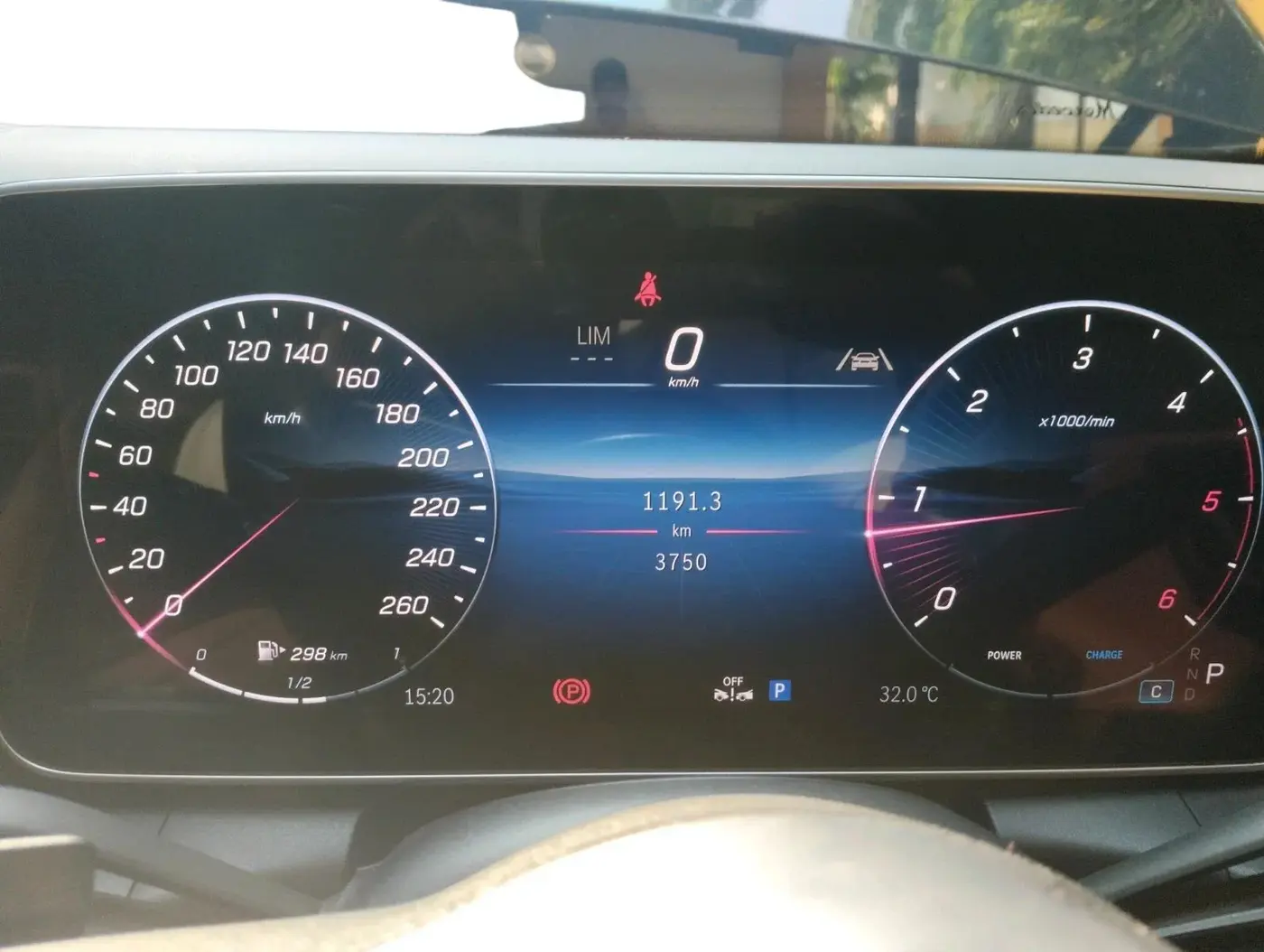 2024 Mercedes Benz GLC CLASS 220d 4MATIC, Diesel, Automatic, 3,750 km, interior