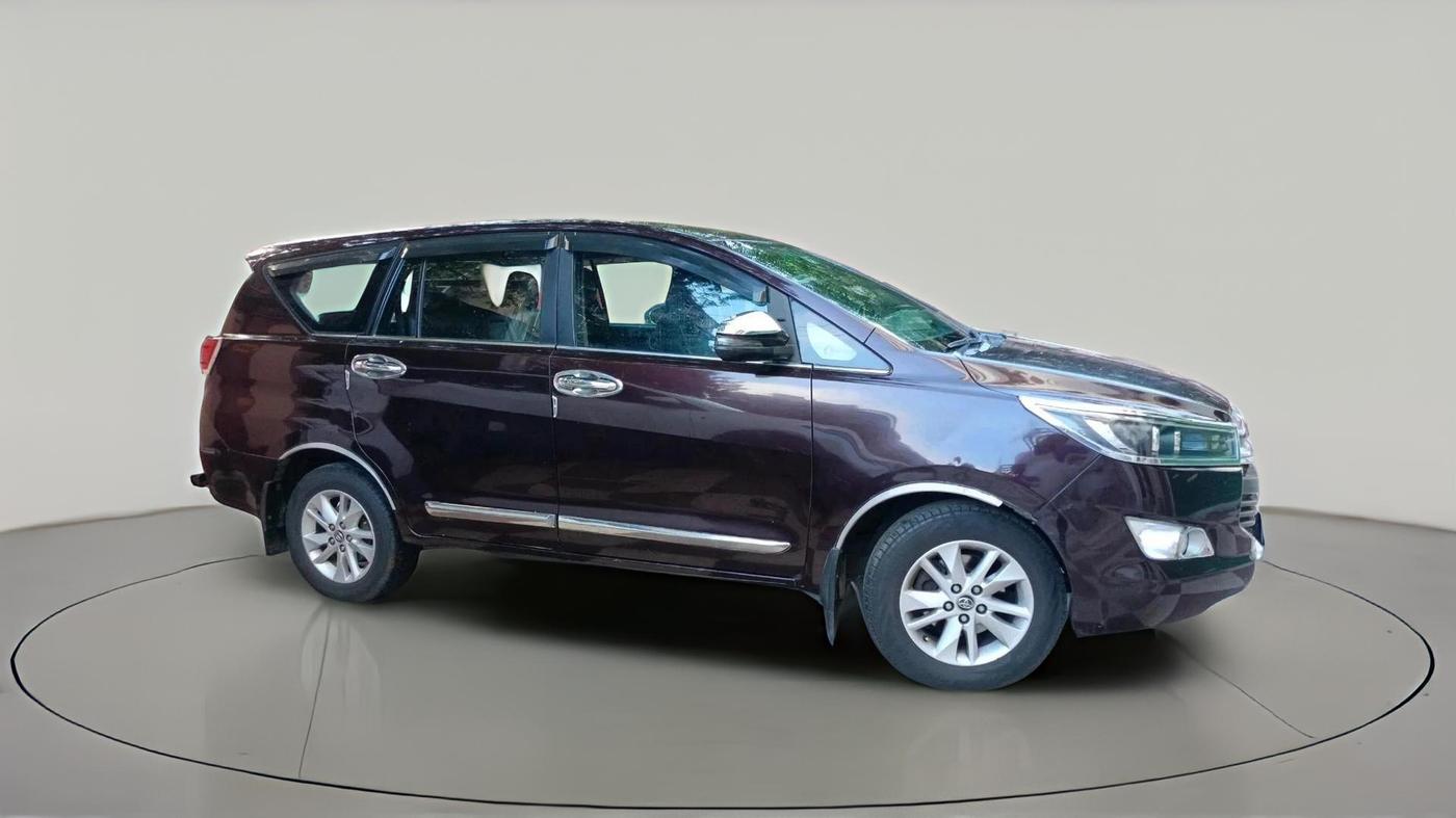 2018 Toyota Innova Crysta 2.4 VX 8 STR, Diesel, Manual, 1,56,230 km, exterior