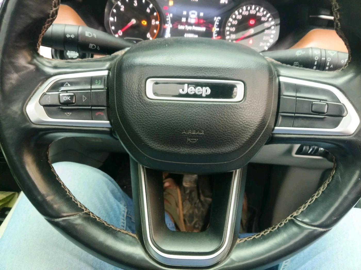 2022 Jeep Compass LIMITED (O) 2.0 DIESEL, Diesel, Manual, 41,903 km, interior