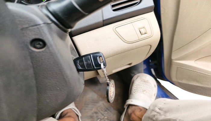 2015 Hyundai Eon SPORTZ, Petrol, Manual, 78,957 km, interior