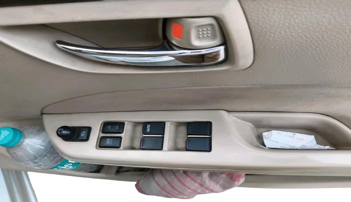 2016 Maruti Swift Dzire ZXI, Petrol, Manual, 73,255 km, interior