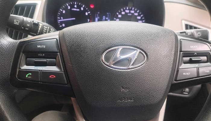 2016 Hyundai Creta SX PLUS 1.6 PETROL, Petrol, Manual, 1,01,622 km, interior