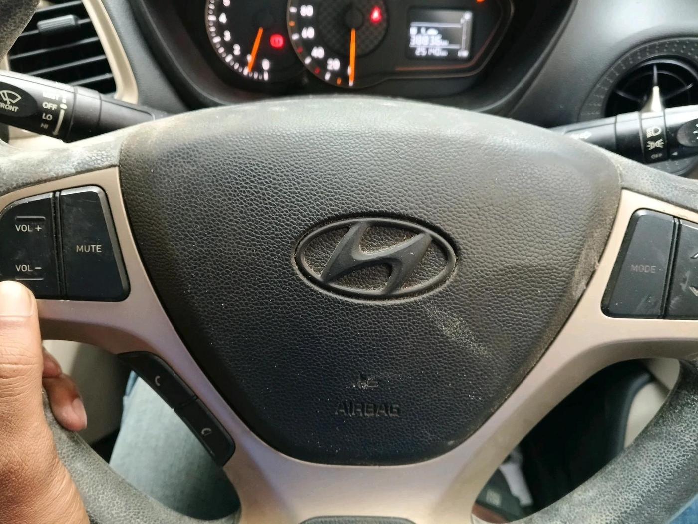 2020 Hyundai NEW SANTRO MAGNA, Petrol, Manual, 25,140 km, interior
