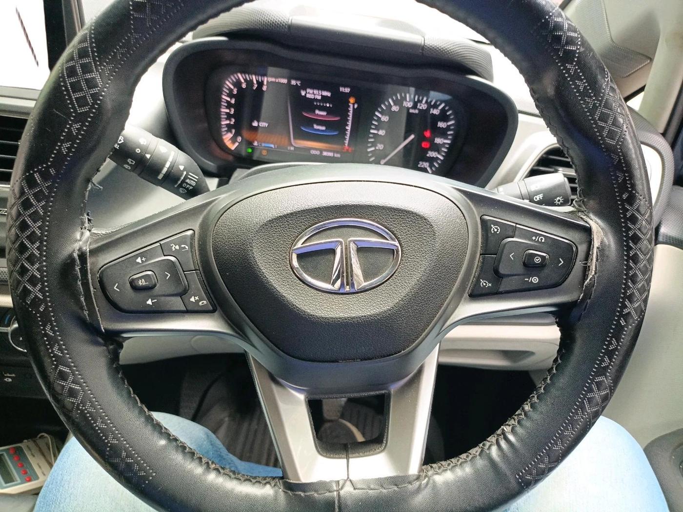 2022 Tata ALTROZ XZ PLUS PETROL, Petrol, Manual, 38,656 km, interior