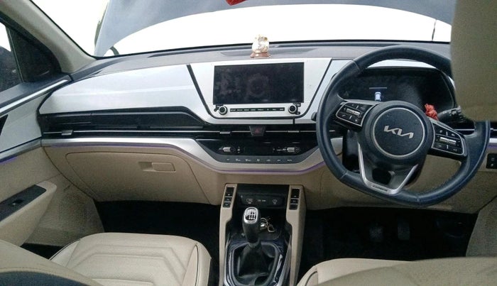 2023 KIA CARENS LUXURY PLUS 1.5 IMT PETROL, Petrol, Manual, 33,521 km, interior