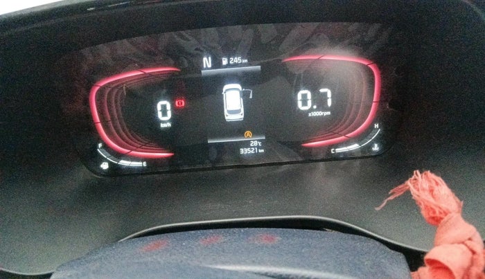 2023 KIA CARENS LUXURY PLUS 1.5 IMT PETROL, Petrol, Manual, 33,521 km, interior