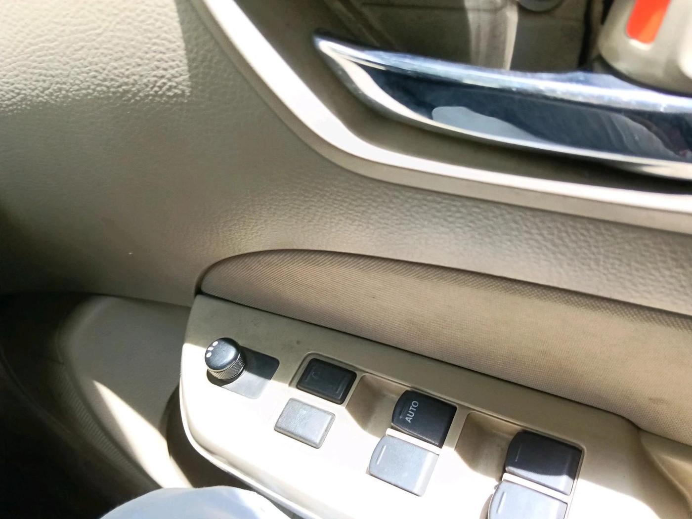 2013 Maruti Swift Dzire VXI, Petrol, Manual, 62,934 km, interior