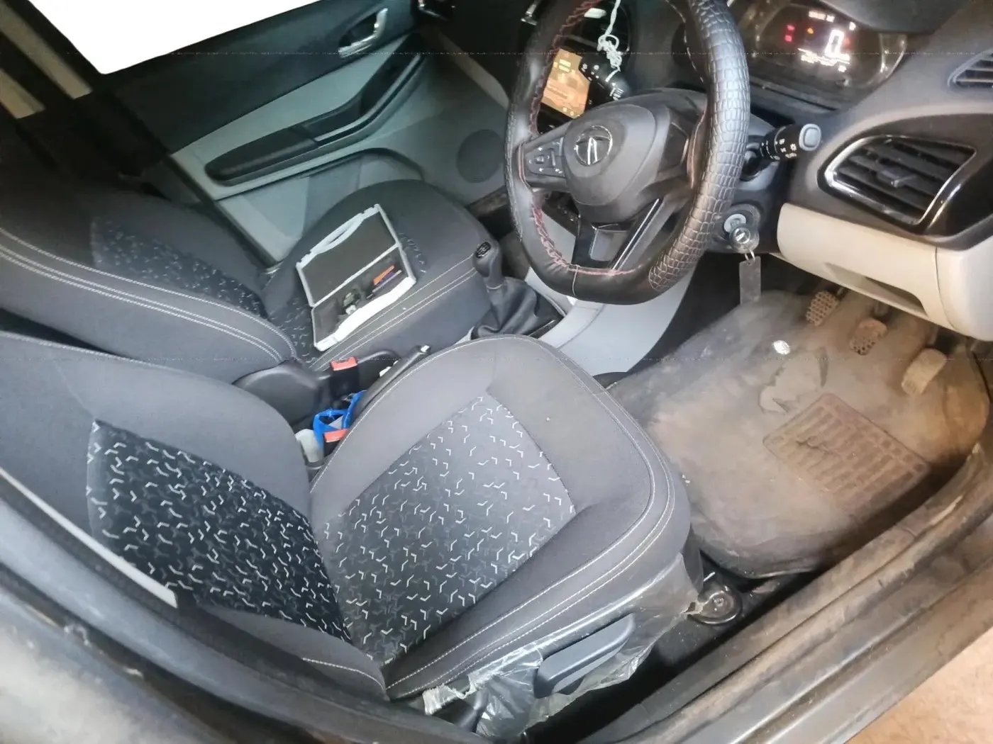 2021 Tata Tiago XZ PLUS PETROL, Petrol, Manual, 9,498 km, interior