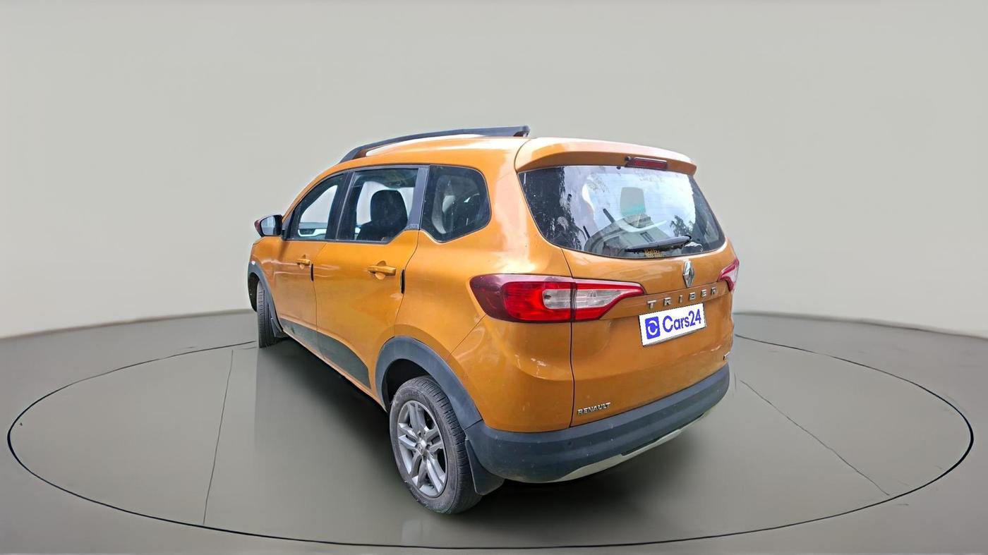 2020 Renault TRIBER RXZ, Petrol, Manual, 20,893 km, exterior
